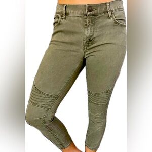 Express stretch pants with accent design stitching on leg.